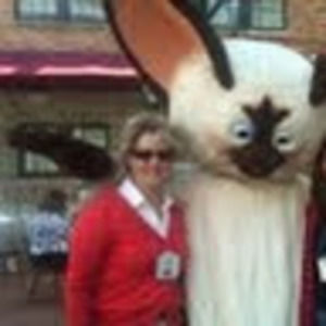 Meet your Posher, Debbie